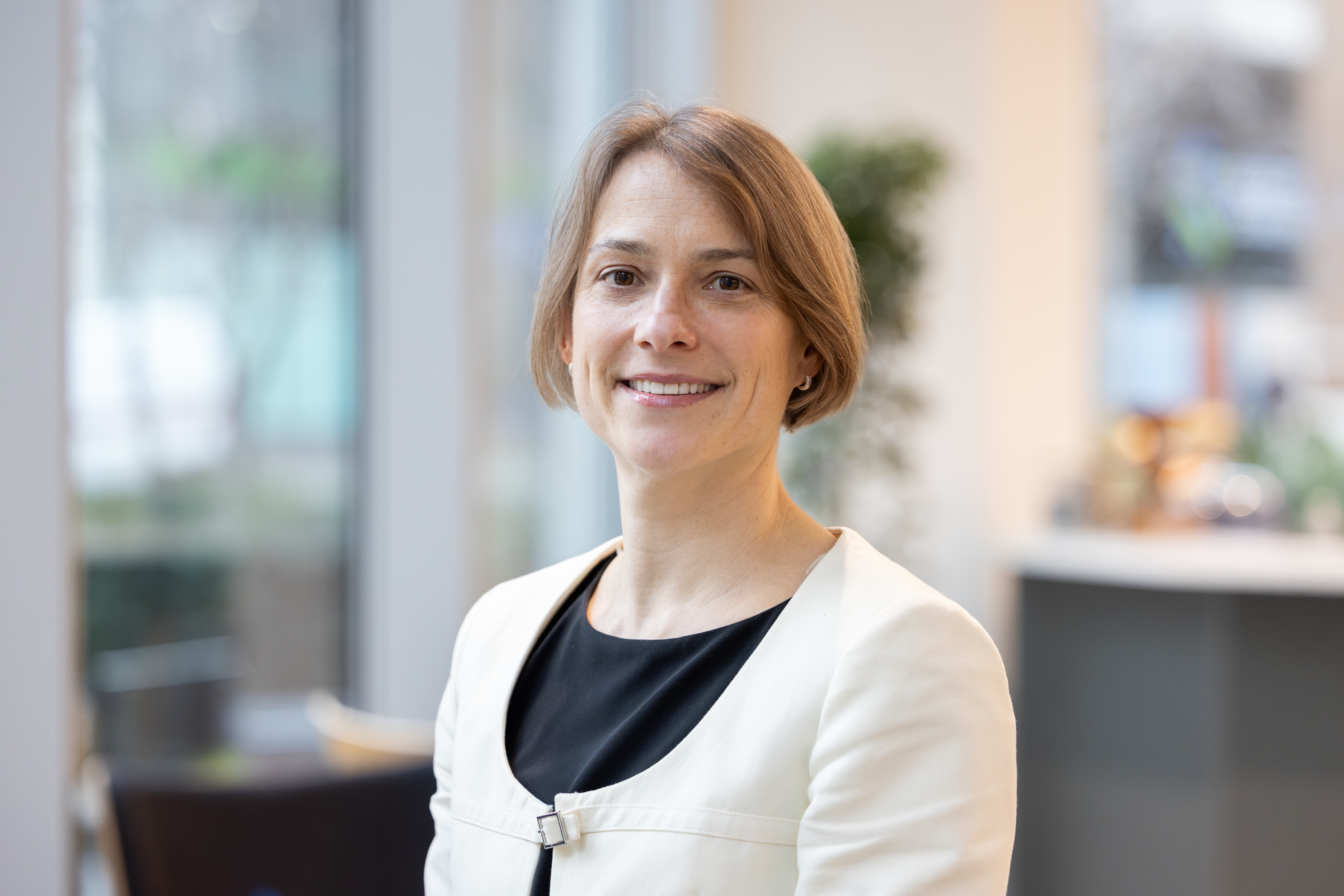 Photograph of Laura Mason, Chief Executive Officer, Retail, L&G. 